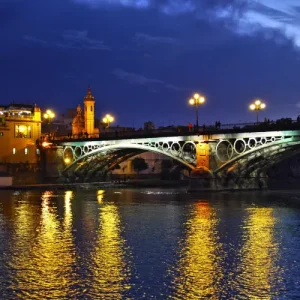 Tour Nocturno + Cena